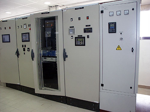 Speed governor. Digital control equipment on the panel; HEPP Subcetate.